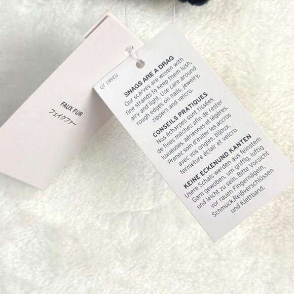 LANDS END Faux Fur Fleece Lined Chenille Rectangular Scarf Black 12" x 78" NEW - Picture 3 of 4